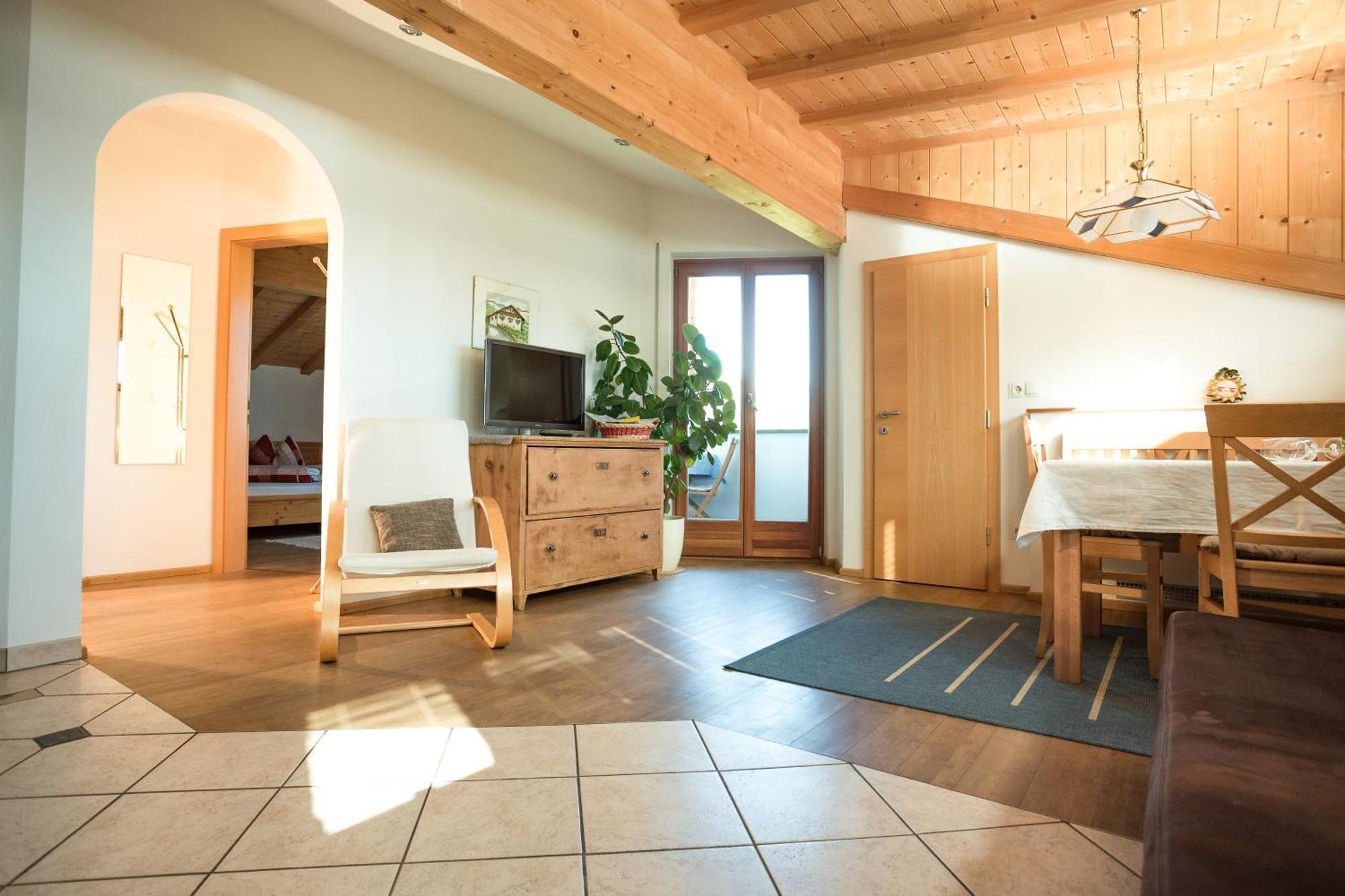 Tollhof Villa Bolzano Room photo