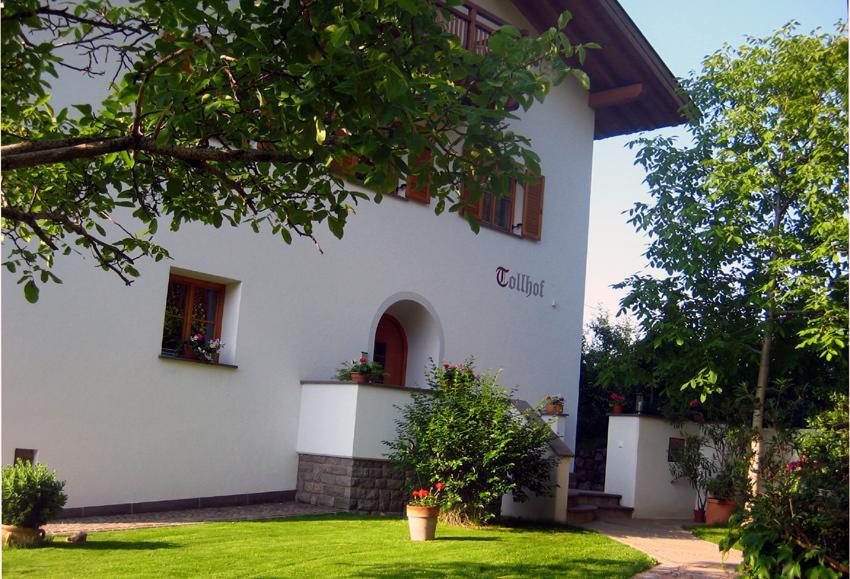 Tollhof Villa Bolzano Exterior photo